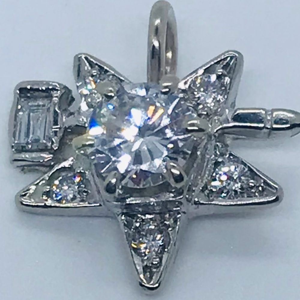 Eastern Star Diamond Pendant 14kt White Gold